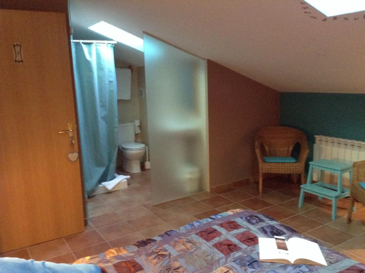 Hostal Camino Del Perdon Uterga Exteriér fotografie