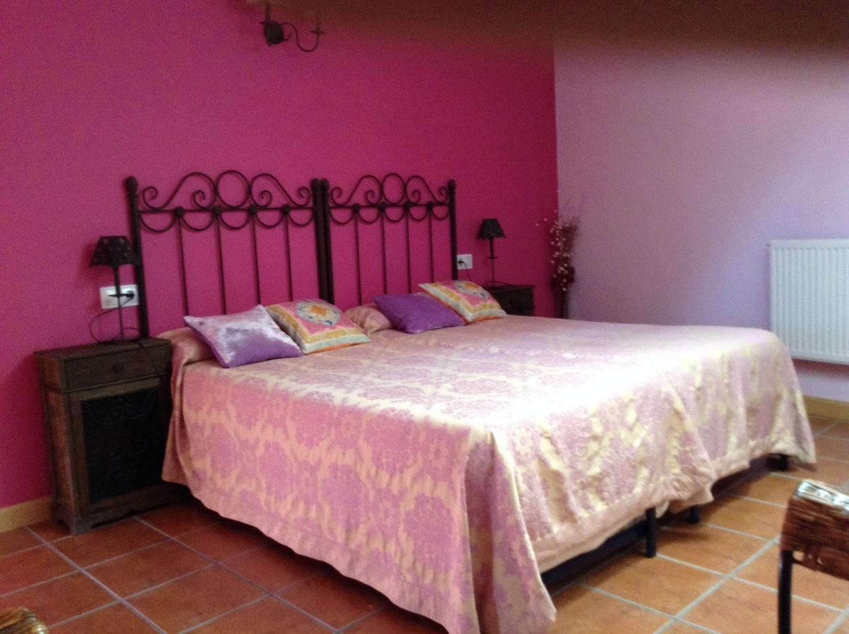 Hostal Camino Del Perdon Uterga Exteriér fotografie