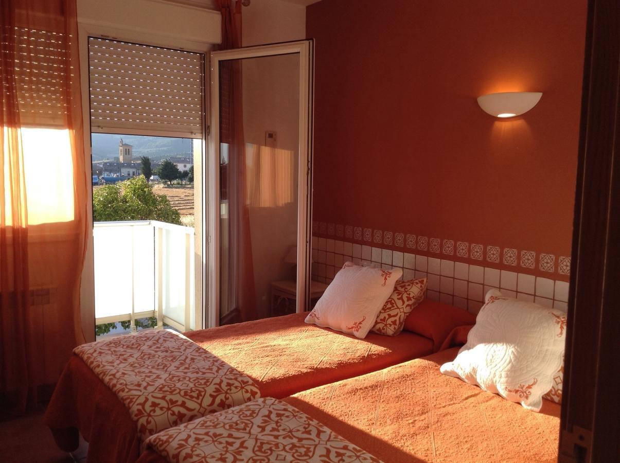 Hostal Camino Del Perdon Uterga Exteriér fotografie