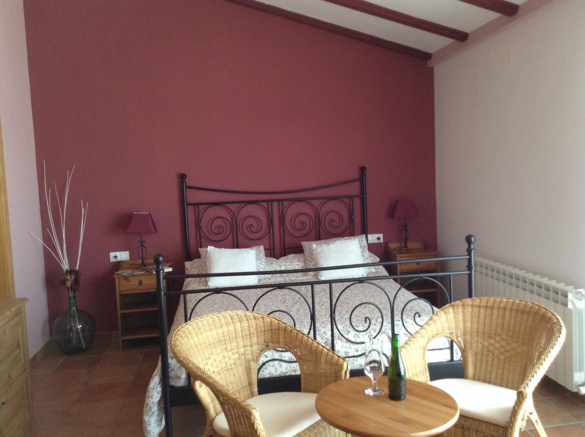 Hostal Camino Del Perdon Uterga Exteriér fotografie